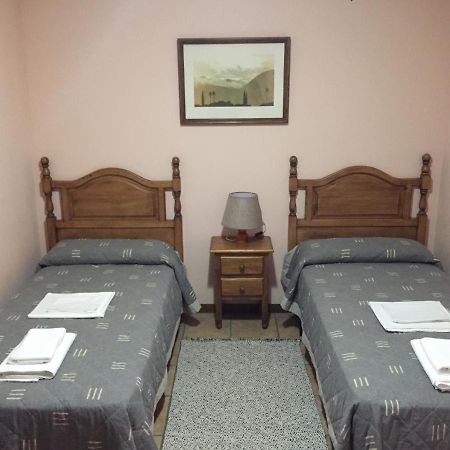 Apartamentos Turisticos San Juan De La Pena Санта-Крус-де-ла-Серос Экстерьер фото