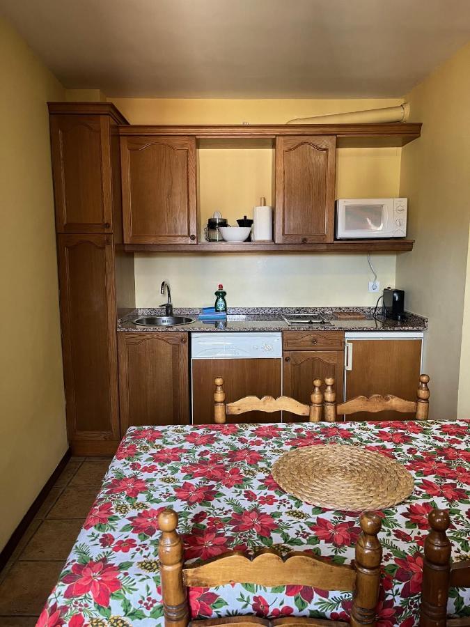 Apartamentos Turisticos San Juan De La Pena Санта-Крус-де-ла-Серос Экстерьер фото